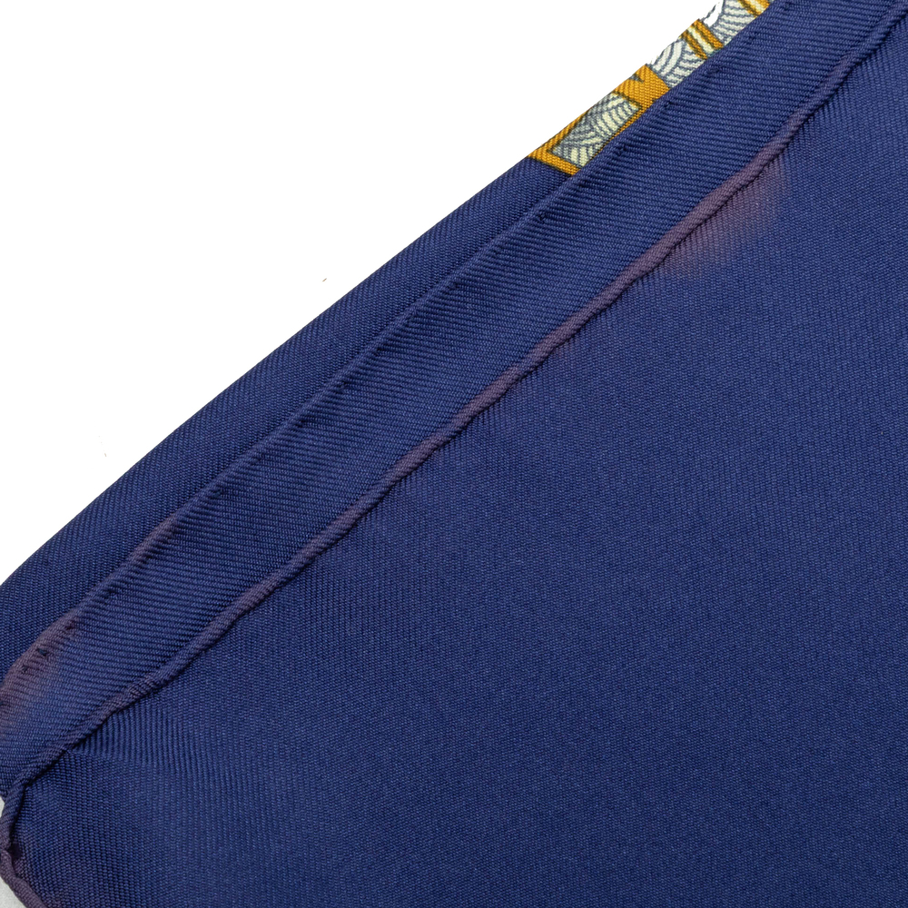Pre-Loved Hermes Chapeau! Silk Scarf 90 - Picture 7 of 7